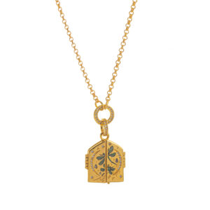 Plant opening and closing necklace