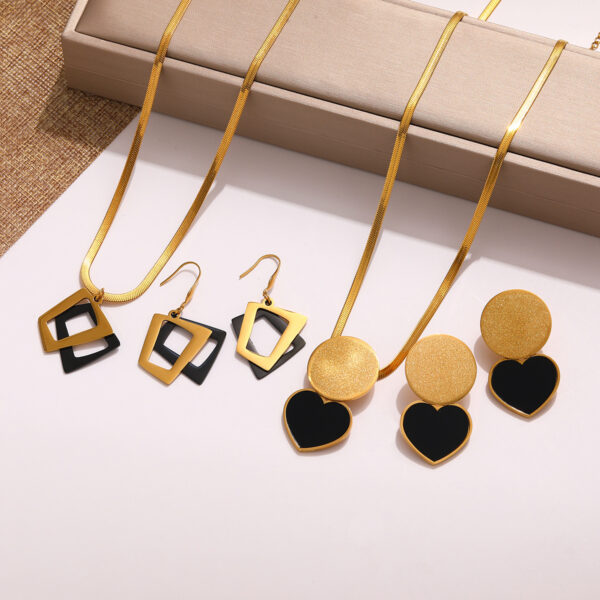 Wholesale Stainless Steel Jewelry Set for Women Necklace and Earrings