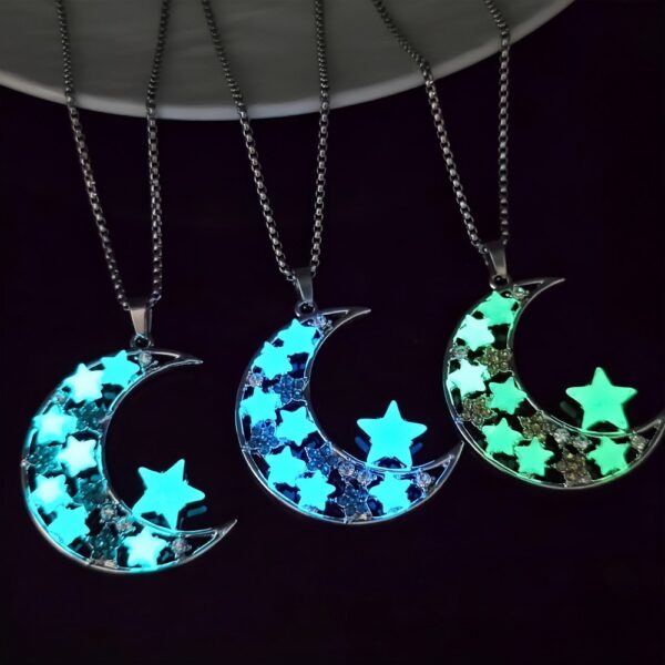 O1CN01uBOfqU2IVKutEj1oL_3919529291-0-cib Wholesale Luminous Moon Crescent Necklace