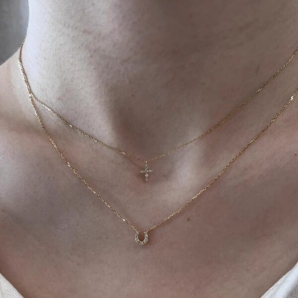 Wholesale Layered Light Luxury Fine Mini Cross Pendant Necklace