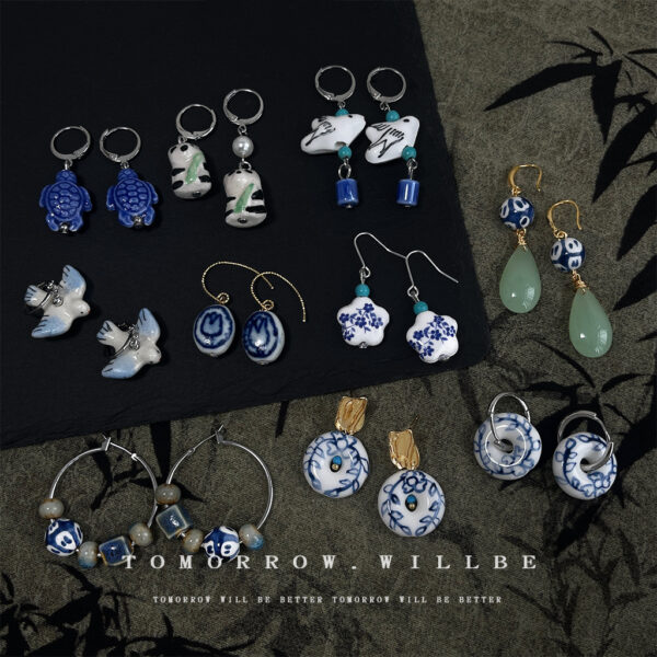 Wholesale Blue and white porcelain bird animal vase series earrings