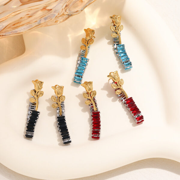 O1CN01uKU9n61P9XFfOZP8j_2218506891798-0-cib Wholesale Stainless Steel Zircon Tassel Earrings