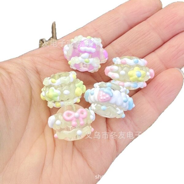 Wholesale 16mm luminous hand-painted oil dripping acrylic beads