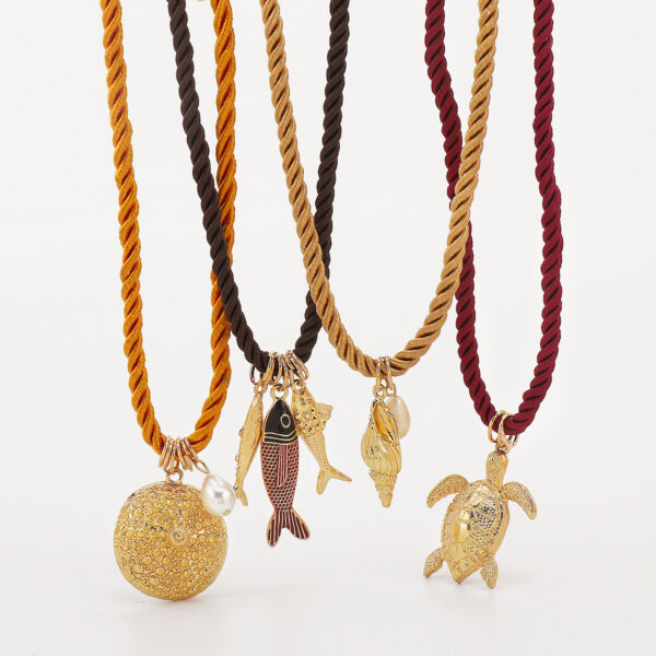 Wholesale N12631ZA Holiday Wind Conch Sea Star Shell Fish Pendant Necklace