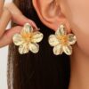 Wholesale gold flower necklace and earring set niche design floral necklace