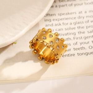 Wholesale Stainless steel ring crown star white zircon