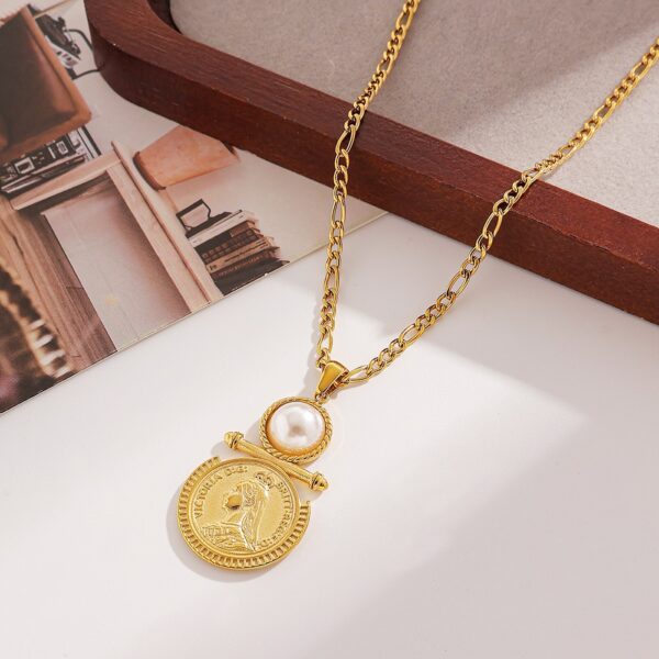 Wholesale Stainless Steel Necklace Pearl Queen Fine Polished Vacuum necklace