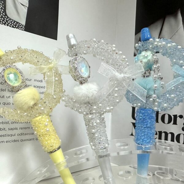 Wholesale Trendy toys and popular holiday gifts