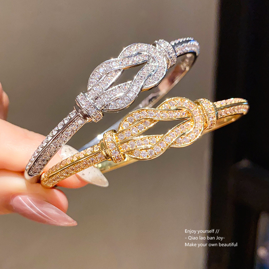 Wholesale Zircon inlaid knot winding buckle bracelet