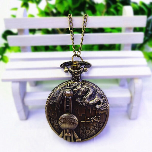 Wholesale Flip back retro scenic spot commemorative pocket watch