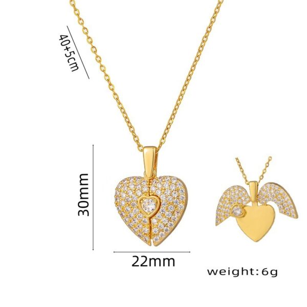 Wholesale Open and close heart-shaped wing pendant titanium steel necklace