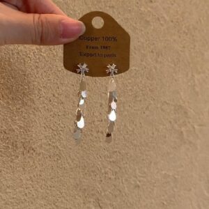 Wholesale Micro inlaid flower glitter tassel earrings