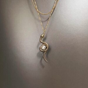 44#Little snake white diamond d1181