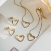 Wholesale Niche Hollow Heart Necklace
