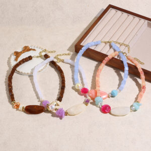 Wholesale Geometric acrylic beaded necklace