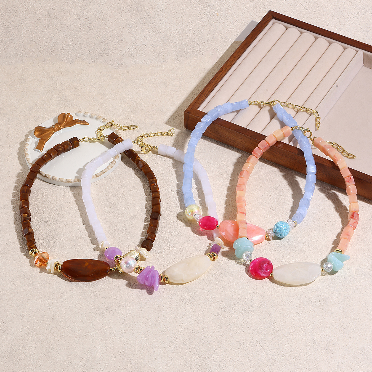 Wholesale Geometric acrylic beaded necklace