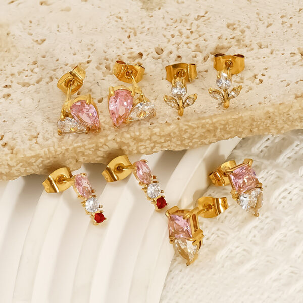 Wholesale niche inlaid zircon xiangfeng titanium steel earrings stainless steel