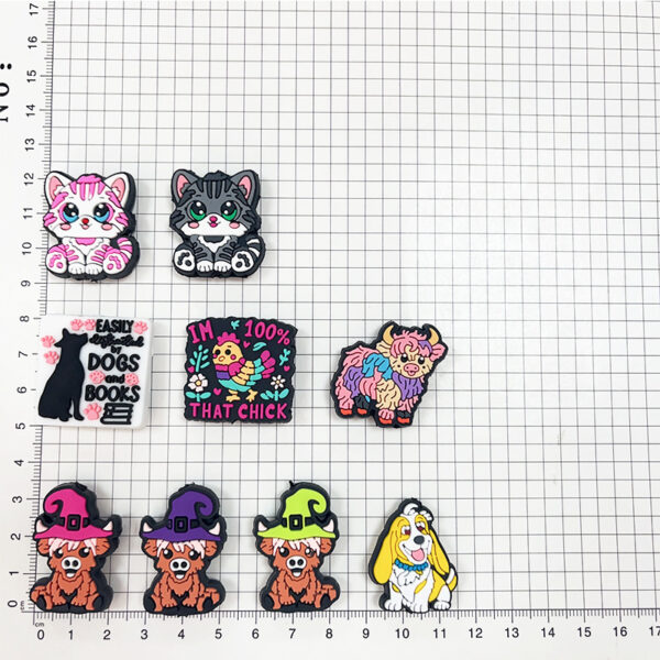 O1CN01vMsJFP1t0m2Vw67Hn_2207248195840-0-cib Wholesale Random Easter Animal Beads DIY Focal Beads