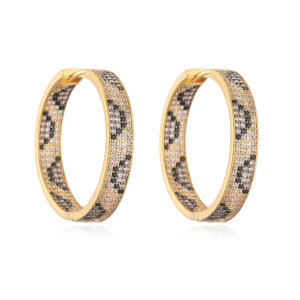 A pair of golden style a champagne diamonds