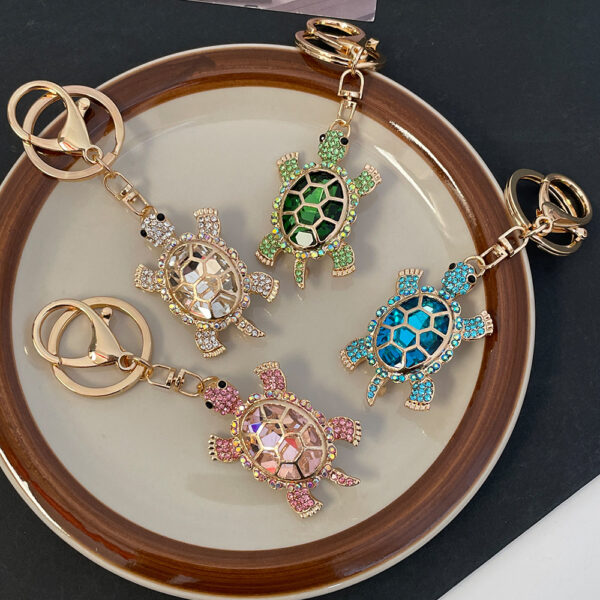 Wholesale Colorful Rhinestone Metal Cute Turtle Keychain
