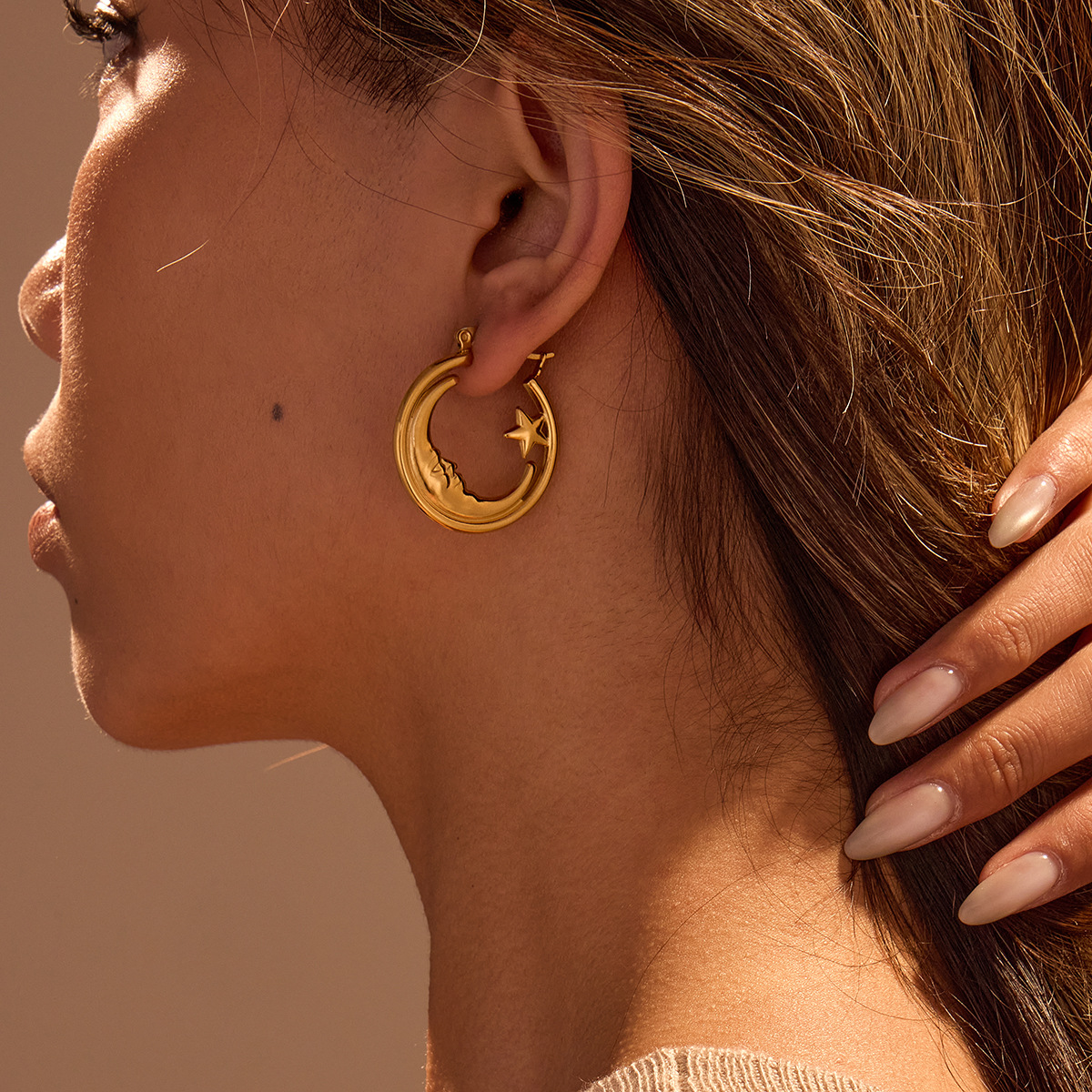 Wholesale retro star ring hollow earrings stainless steel earrings