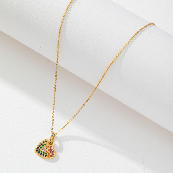 O1CN01w9aOwK1CucvjsCNx8_2215823610141-0-cib Wholesale Necklace inlaid with colorful heart-shaped zircon stones