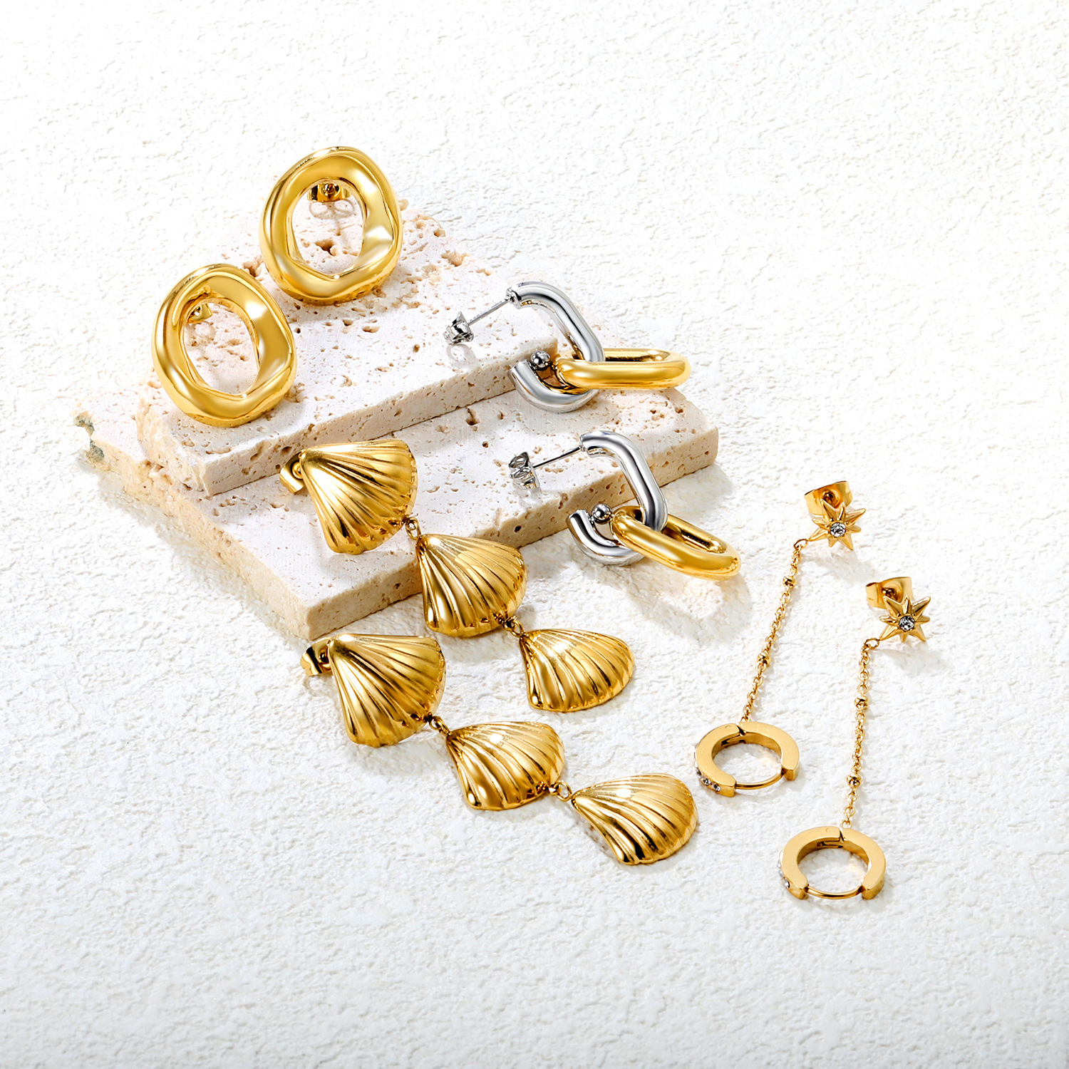 Wholesale Stainless steel shell stud earrings