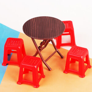 Round table + 4 stools