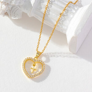 Heart-shaped cross (white)