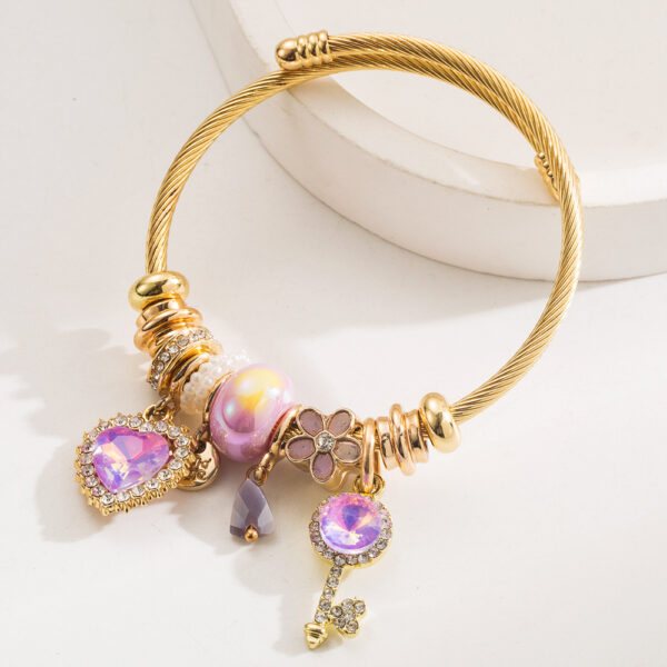 Wholesale Diamond studded heart-shaped key bead stainless steel bracelet