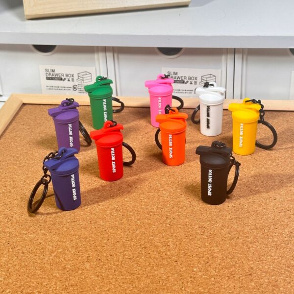 Wholesale Mini Fitness Keychain Water Cup Dumbbell Piece Miu Bag Pendant High Color Value Hanging Accessories Accessories Accessories