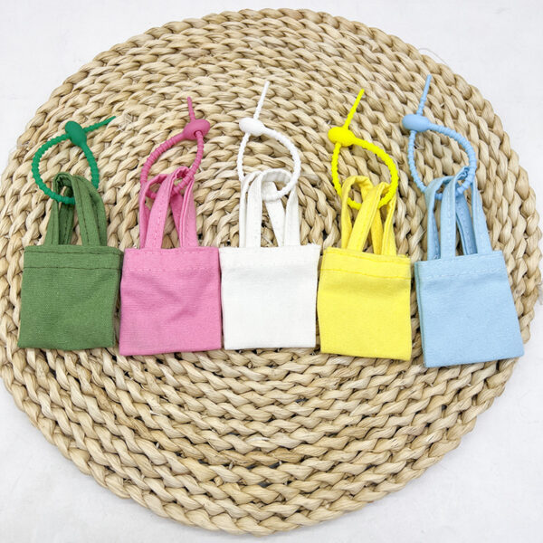 Wholesale Mini Storage 7cm Cloth Bag Doll Accessories