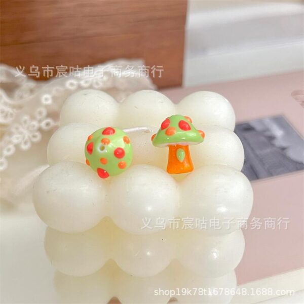 Wholesale Glassy mushroom-shaped long-handled contrasting-color beads