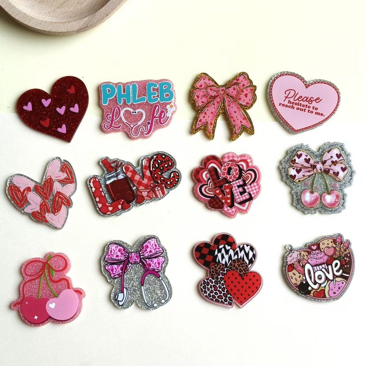 Wholesale loose pink cartoon letters peach heart Acrylic Flatback