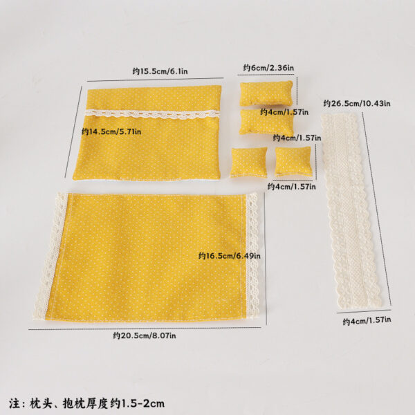 O1CN01wiZ3L31hnWucguqFa_2221054524322-0-cib Wholesale 1: 12 Bedding Set Quilt Pillow Model Beoom Scene Doll Aessories