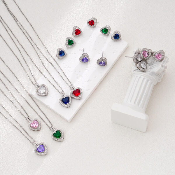 Wholesale suit inlaid zircon cross-border love necklace women's peach heart jewelry