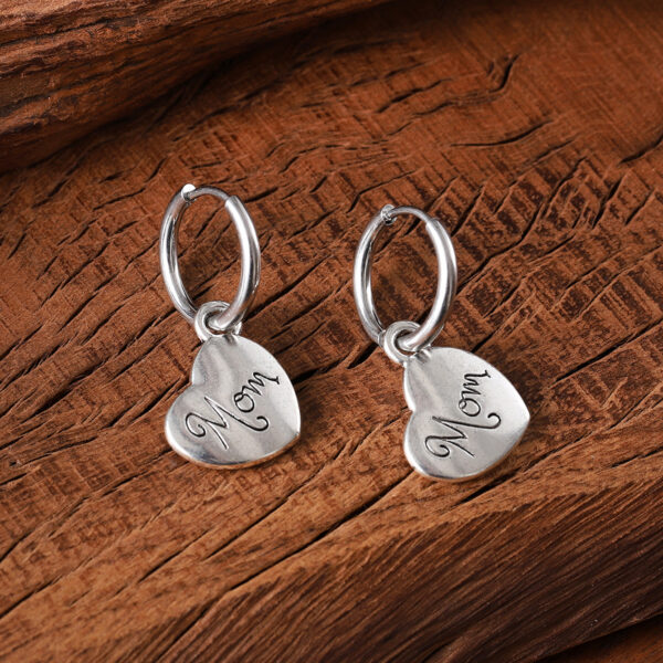 Wholesale love pendant earrings creative design sense mother's day family holiday gift