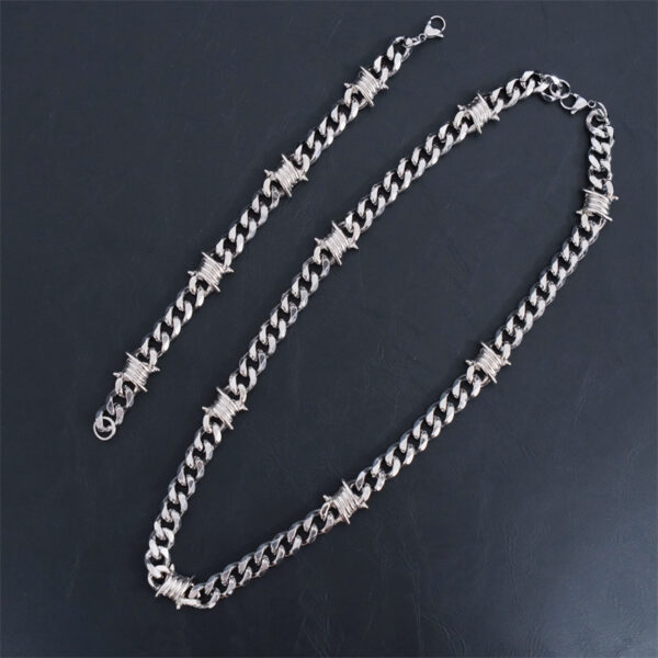 Wholesale Thorny Cuban Chain Stainless Steel Punk Knot Necklace