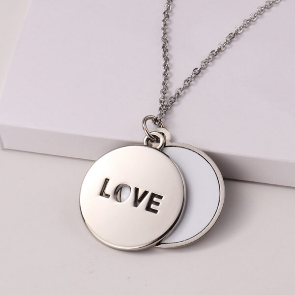 Wholesale Hollow Heart Necklace Love Valentine's Day