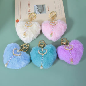 Wholesale Plush Peach Heart Pearl Love Heart Pom-Pom Keychain