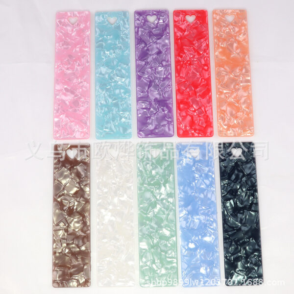 Wholesale Texture acrylic peach heart hanging rope bookmark