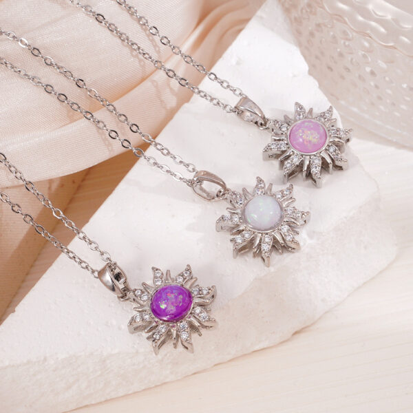 O1CN01xs1oHQ20t0GwUKptN_2215152786906-0-cib Wholesale Gold plated sun pendant with micro inlaid zircon titanium steel necklace