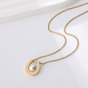 Wholesale U-shaped pearl stainless steel plated necklace