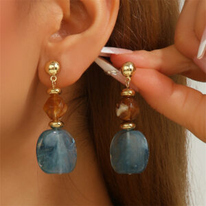 Wholesale Autumn/Winter Acrylic Pendant Earrings