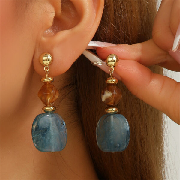 Wholesale Autumn/Winter Acrylic Pendant Earrings