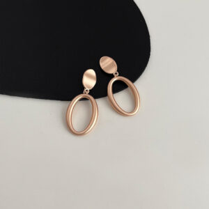 Matte oval earrings