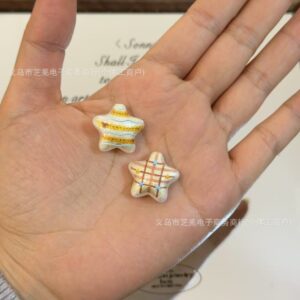 Silk and gold star beads (mixed)