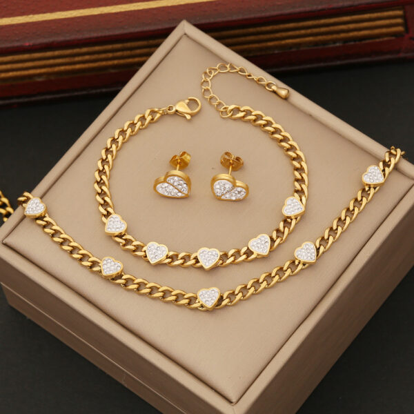 Wholesale full Diamond Love necklace stainless steel clavicle chain