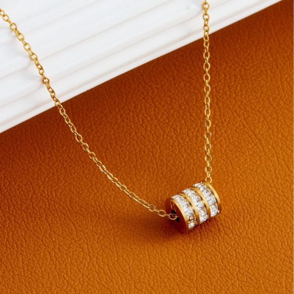 Wholesale Small Man Waist Necklace