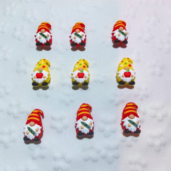 O1CN01ylPin52FO3kvHK0pT_2216349148869-0-cib Wholesale Multicolor 3D Dwarf Silicone Cartoon Beads 10pcs/pack